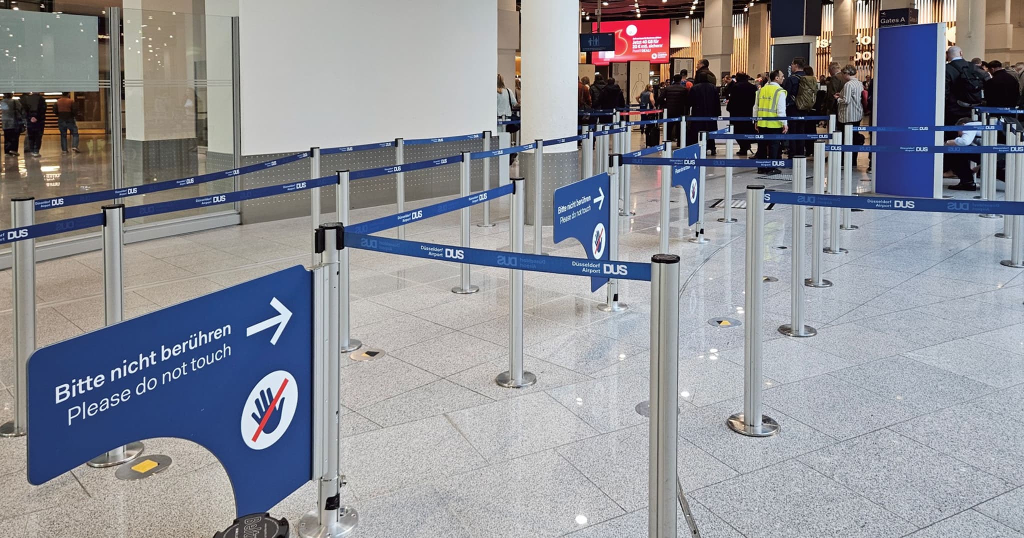Dusseldorf Smart Guidance Terminal A