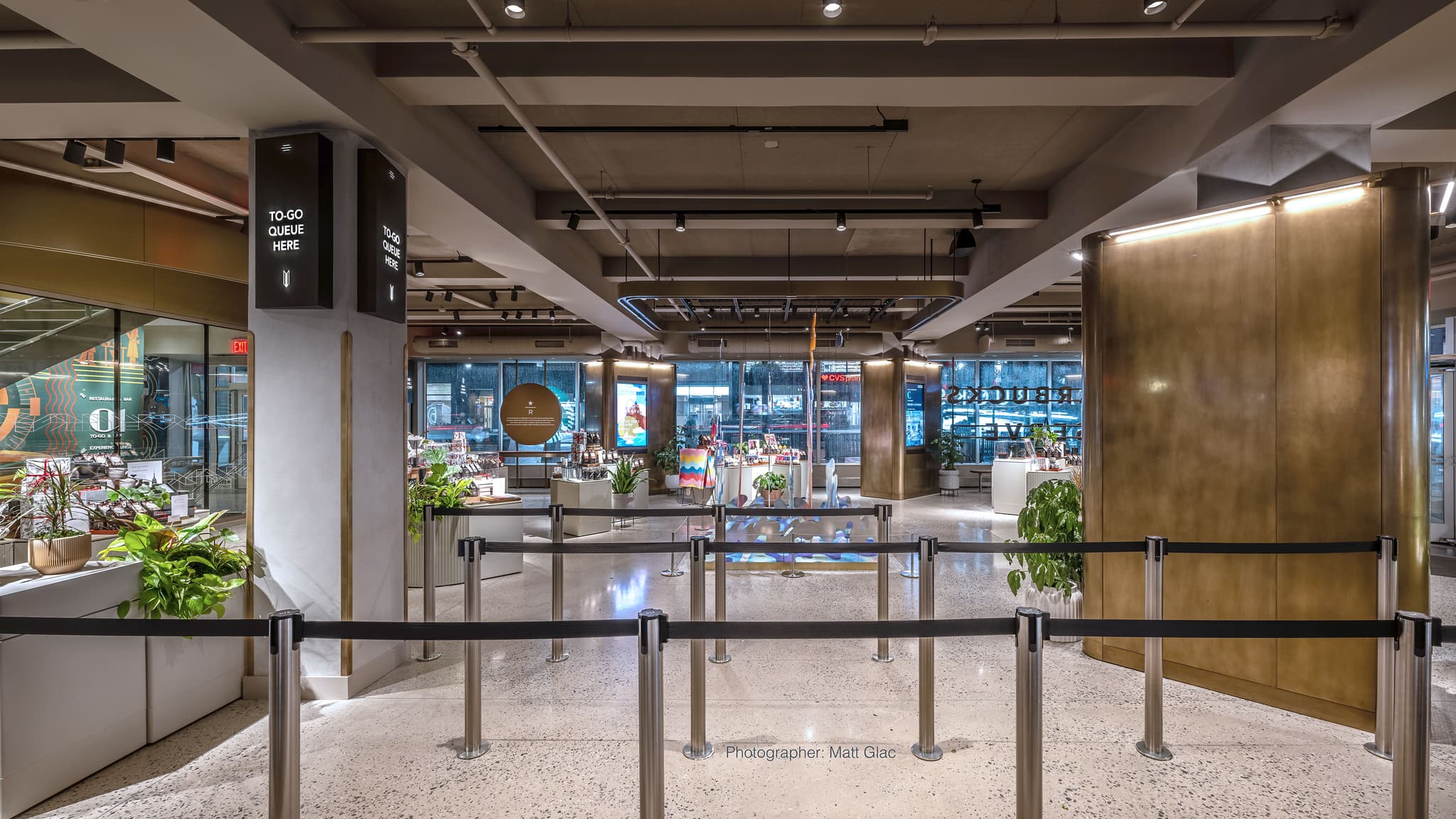 Beltrac retractable belt stanchions organize the line at the Starbucks Reserve inside the Empire State Building.